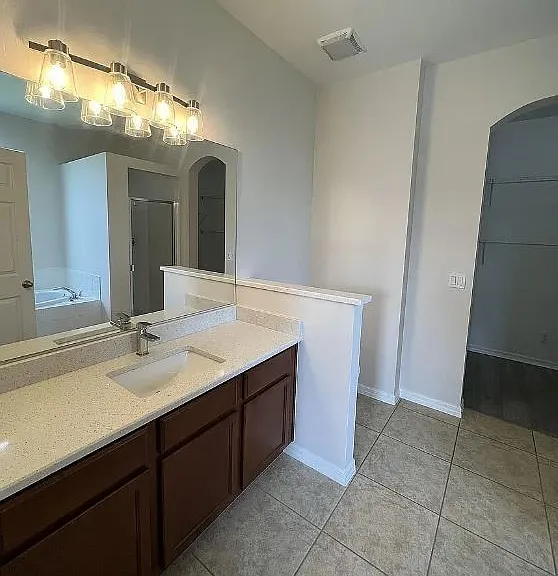 511 NE 19th Place Cpe — Photo 8