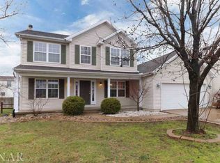 5 Tralee Ct, Bloomington, IL 61704