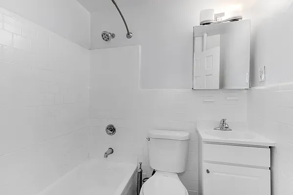 Rented by Compass | media 19