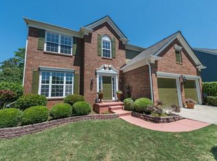 522 Glen Level Cir, Buford, GA 30518