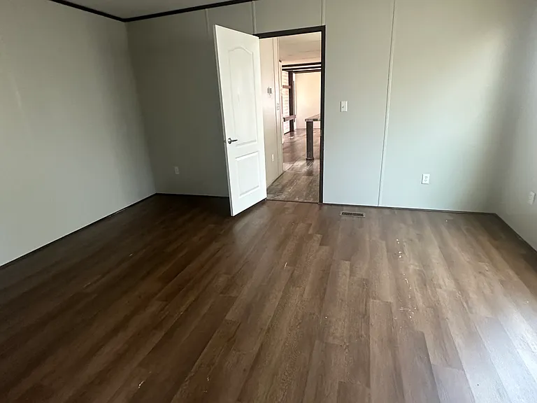 4330 Bradley Ln — Photo 20