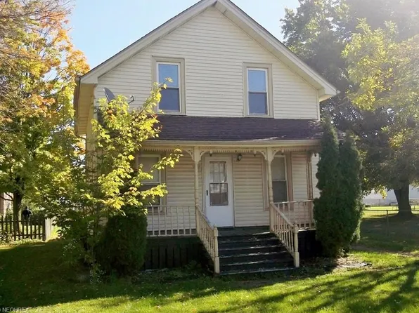 357 S Leavitt Rd, Leavittsburg, OH 44430