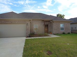 1010 Briarwood Dr, Oxford, MS 38655