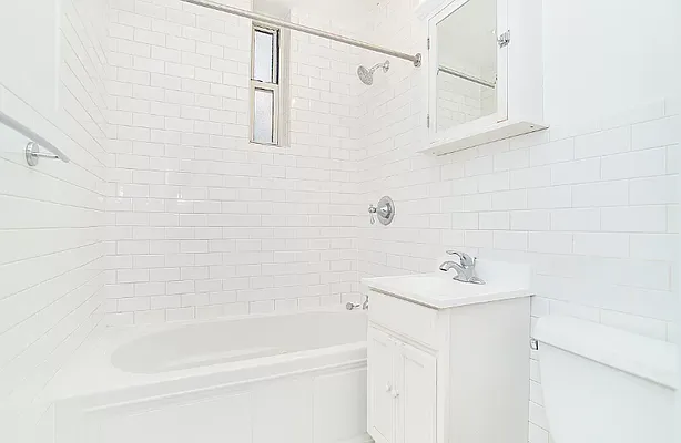 Rented by Living New York | media 17