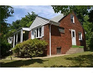 113 Neilson Dr photo 1