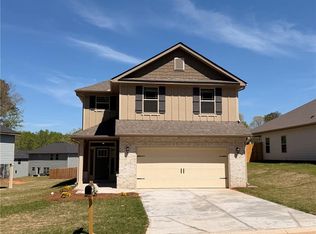 513 Creek Rd, Cornelia, GA 30531