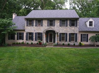 522 Ridge Dr, Lincoln University, PA 19352