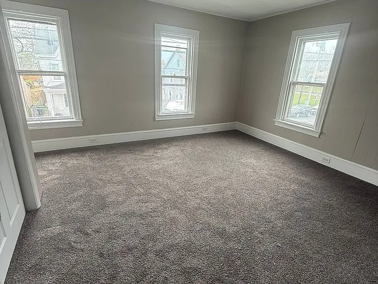 414 N Pitt St — Photo 10