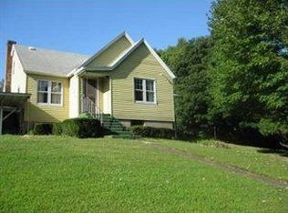 11059 Mallard Ln, North Huntingdon, PA 15642