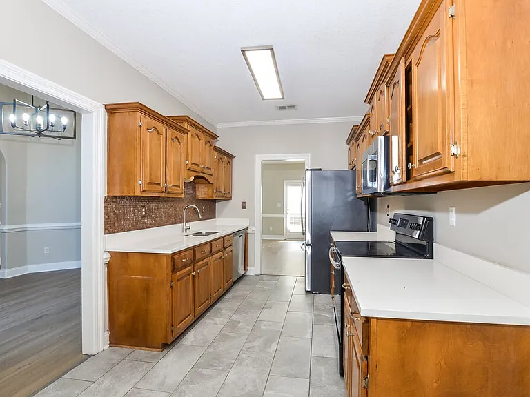 4485 Nicholas Ln — Photo 11