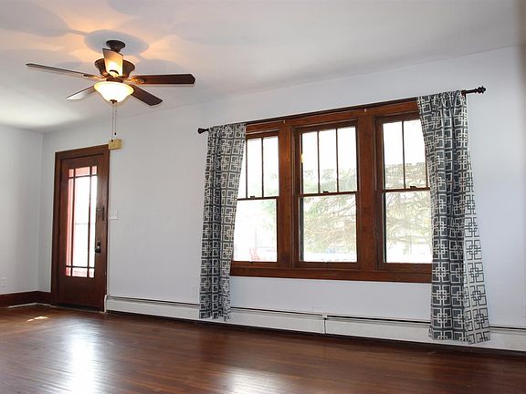 4th image of 1238 Schirmer Ave