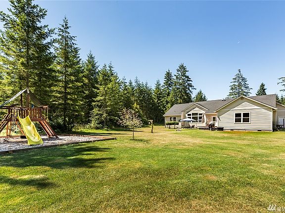 5th image of 15238 Glacier Vista Ln SE