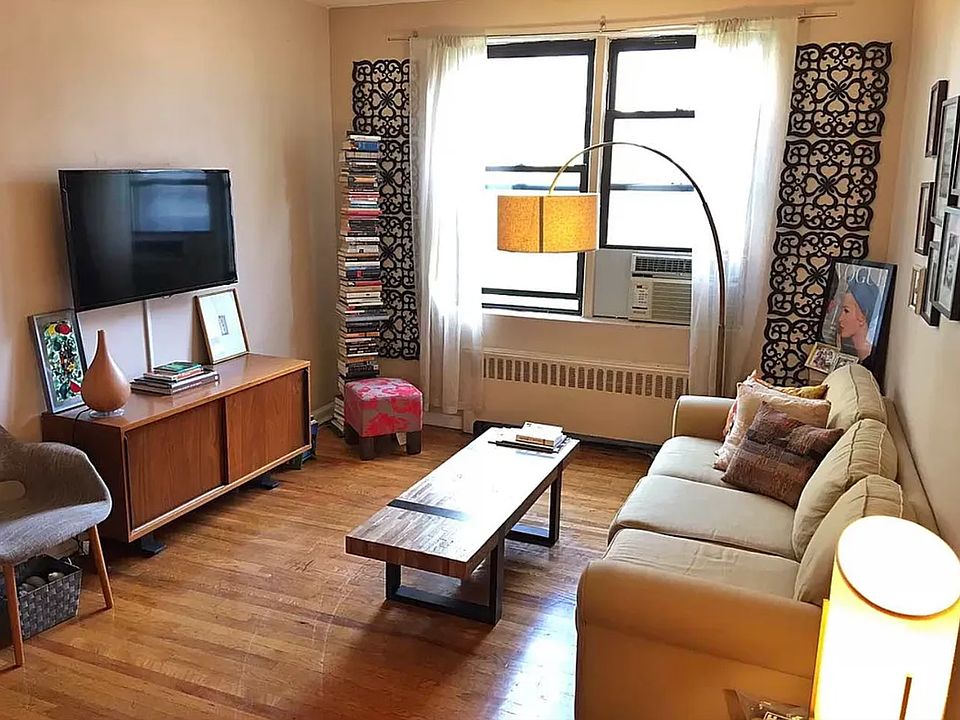 1st image of 120 E 62nd St APT 5D