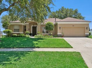 2824 Majestic Isle Dr, Clermont, FL 34711