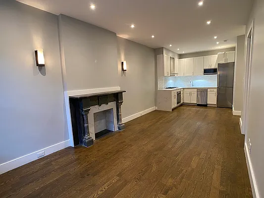 Rented by Tourma Realty LLC | media 5