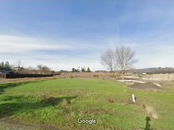 2028 Hartvickson Ln, Valley Springs, CA 95252