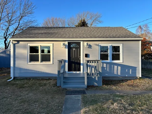 16 Daniel St, Fairhaven, MA 02719