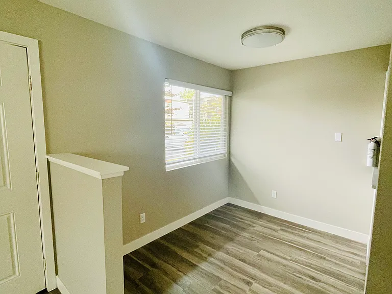 2x1 Dining room