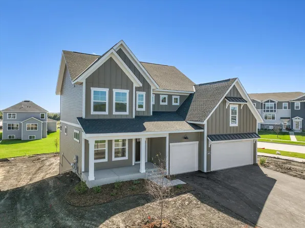 4660 Lotus Dr, Excelsior, MN 55331