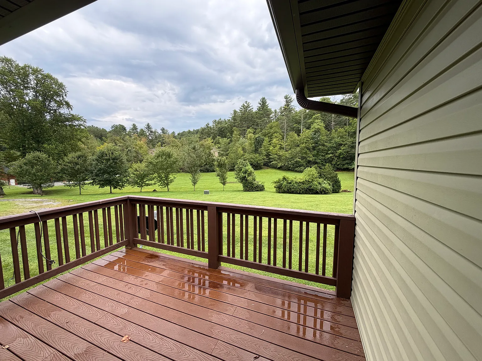 2 bed, 1000 sqft, $1,800 — Photo 2