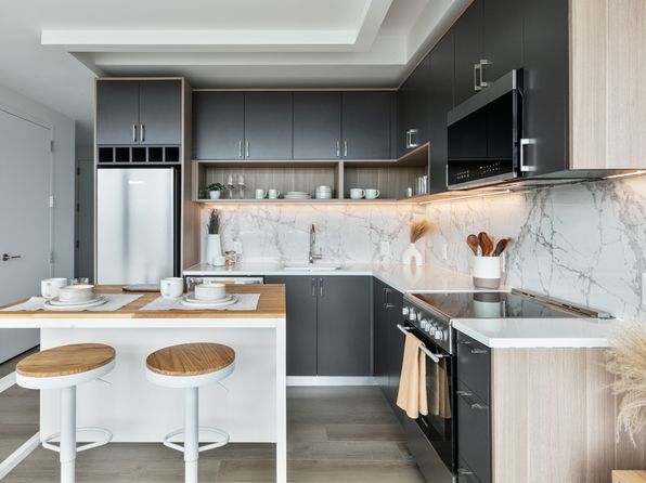 72-01 Queens Blvd #1028