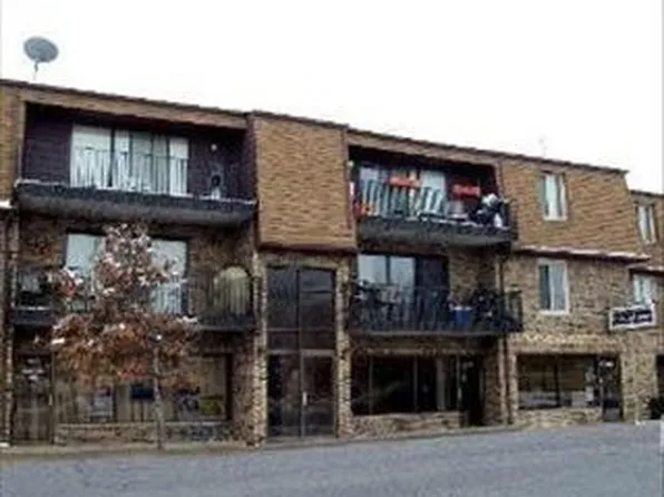 3451 W 111th St #202, Chicago, IL 60655