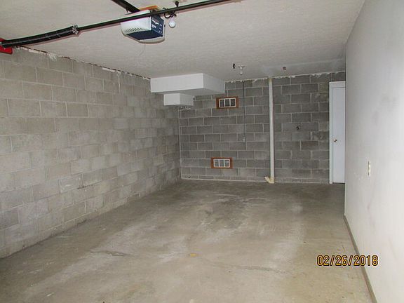 2nd image of 426 Tracy Ln #5
