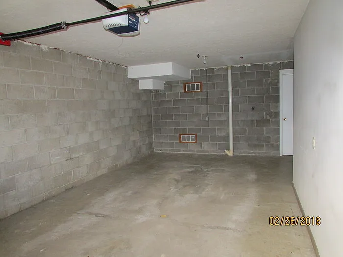 426 Tracy Ln #1 — Photo 2