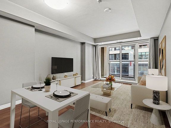 2nd image of 242 Rideau St #204