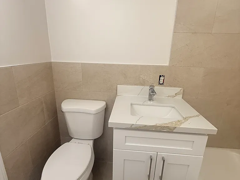 1711 Fremont Ave #B — Photo 15