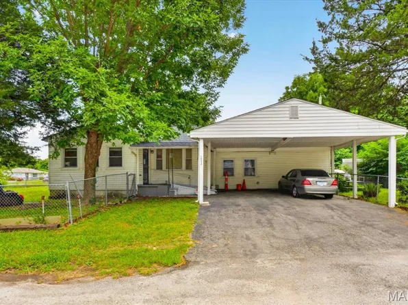 5948 Piat Pl, Centreville, IL 62203