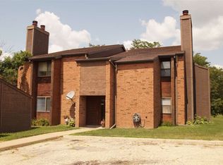 5710 N Autumn Ridge Ct, Peoria, IL 61615