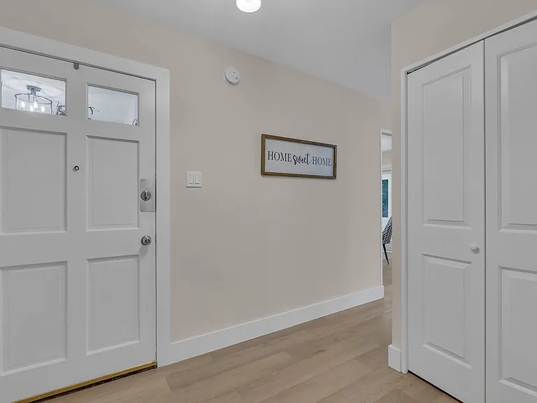 4 Twig Ct — Photo 21