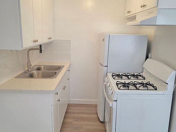 4th image of 1851 7th St #5