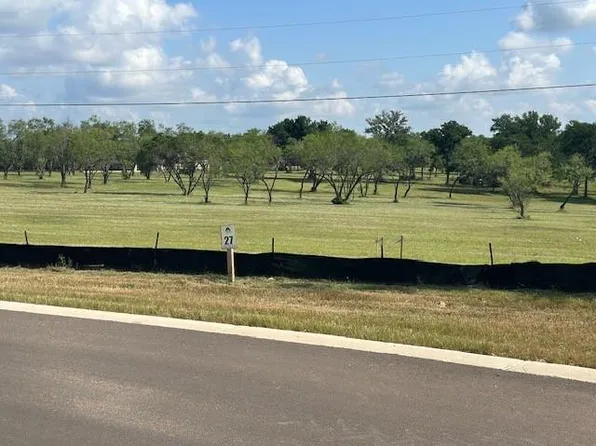 Hawthorne Ln, Spicewood, TX 78669