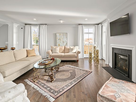 3rd image of 2641 McComas Ave