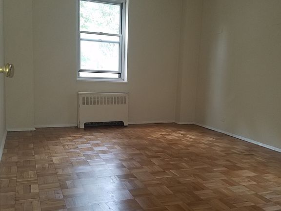 2nd image of 550 Grand St #2A