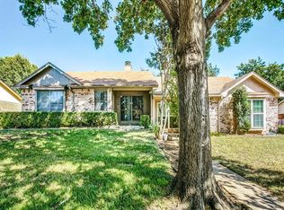 3003 Kathleen Ln, Euless, TX 76039