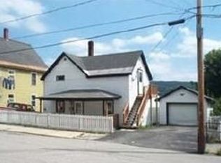 18 Ottawa St, Berlin, NH 03570