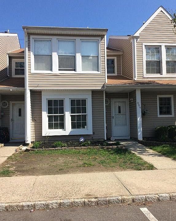 1st image of 984 Jessica Ct