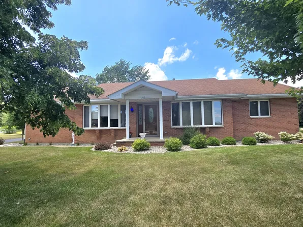 503 N 5th St, Ashkum, IL 60911