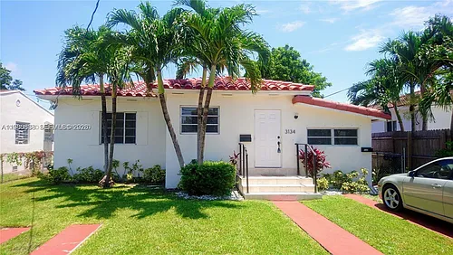3134 SW 25th Ter Photo 1