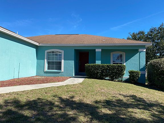 3rd image of 322 Sierra Cir