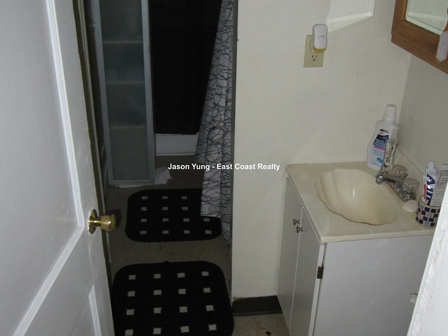 Studio, 1.0 bath, 400 sqft, $2,025 — Photo 4
