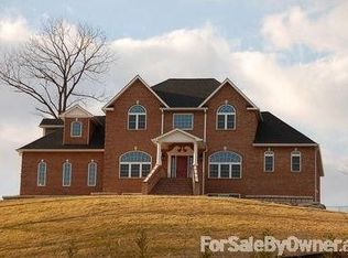 313 Edinburg Gap Rd, Edinburg, VA 22824