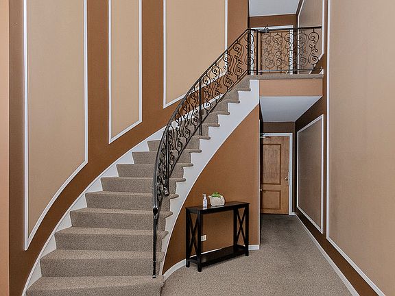 5th image of 207 W Park Ave APT 104