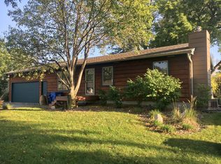 703 E Walnut St, Harrisburg, SD 57032