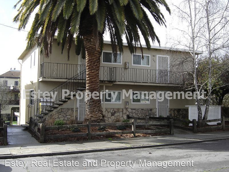 1st image of 144 E I St #4298380