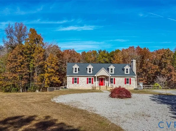 425 Starview Ln, Gum Spring, VA 23065