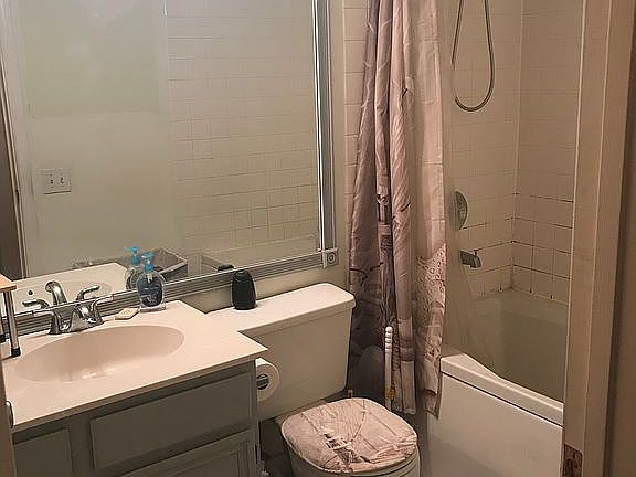 4th image of 2818 Emma Lee St APT 202